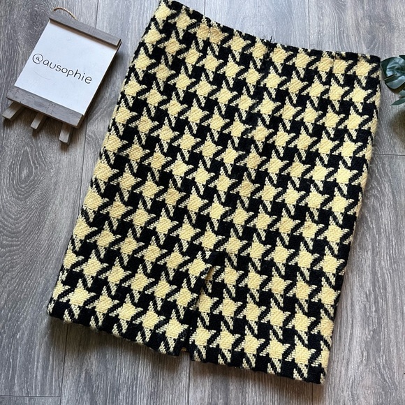 Inc international concepts y2k wool houndstooth pencil skirt in yellow. Size 8 - Picture 4 of 10